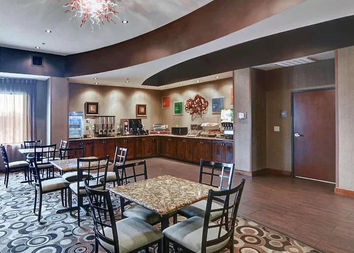 Comfort Suites Near Northeast Mall